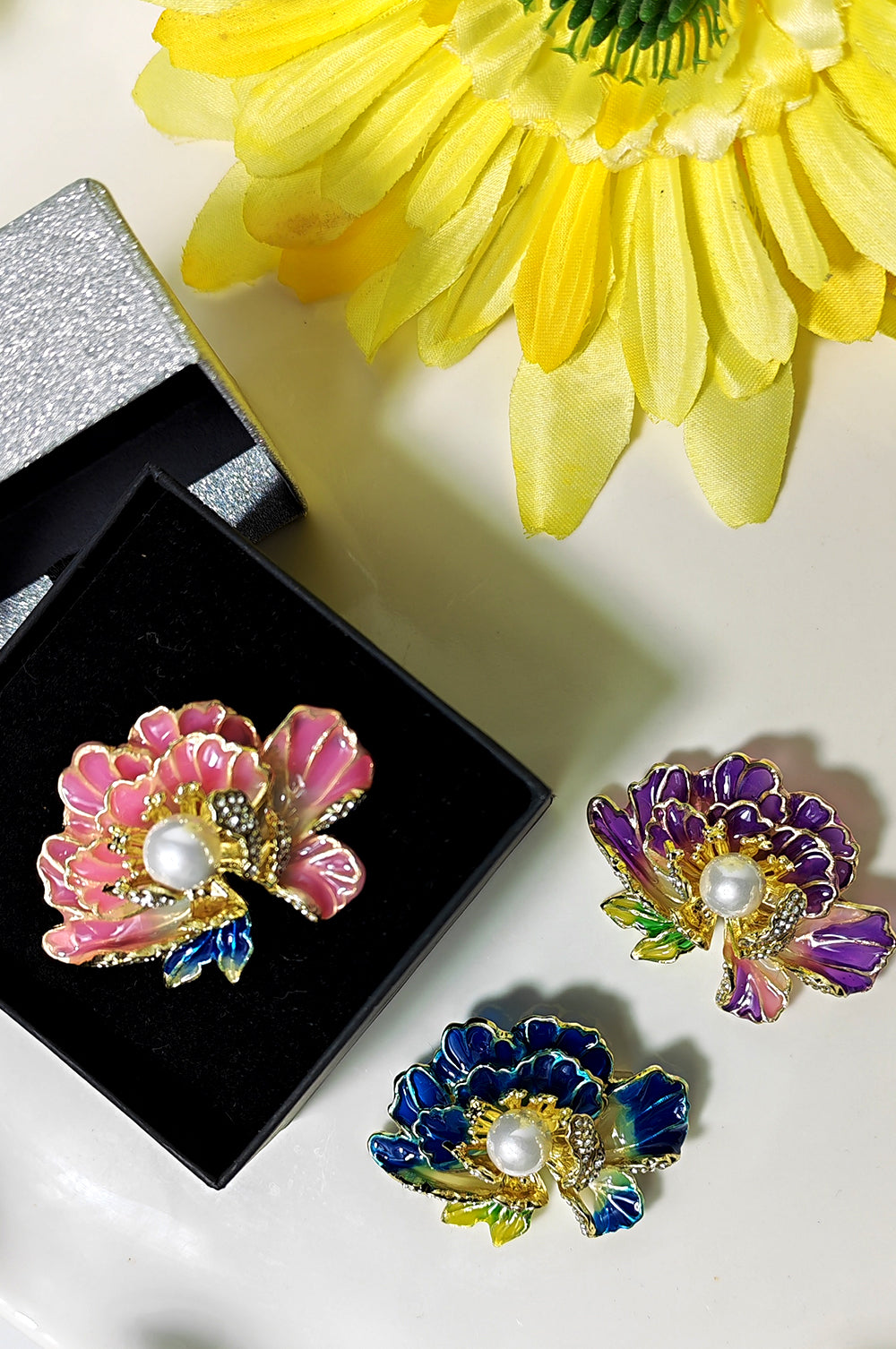 NEW Petal & Pearl Brooch