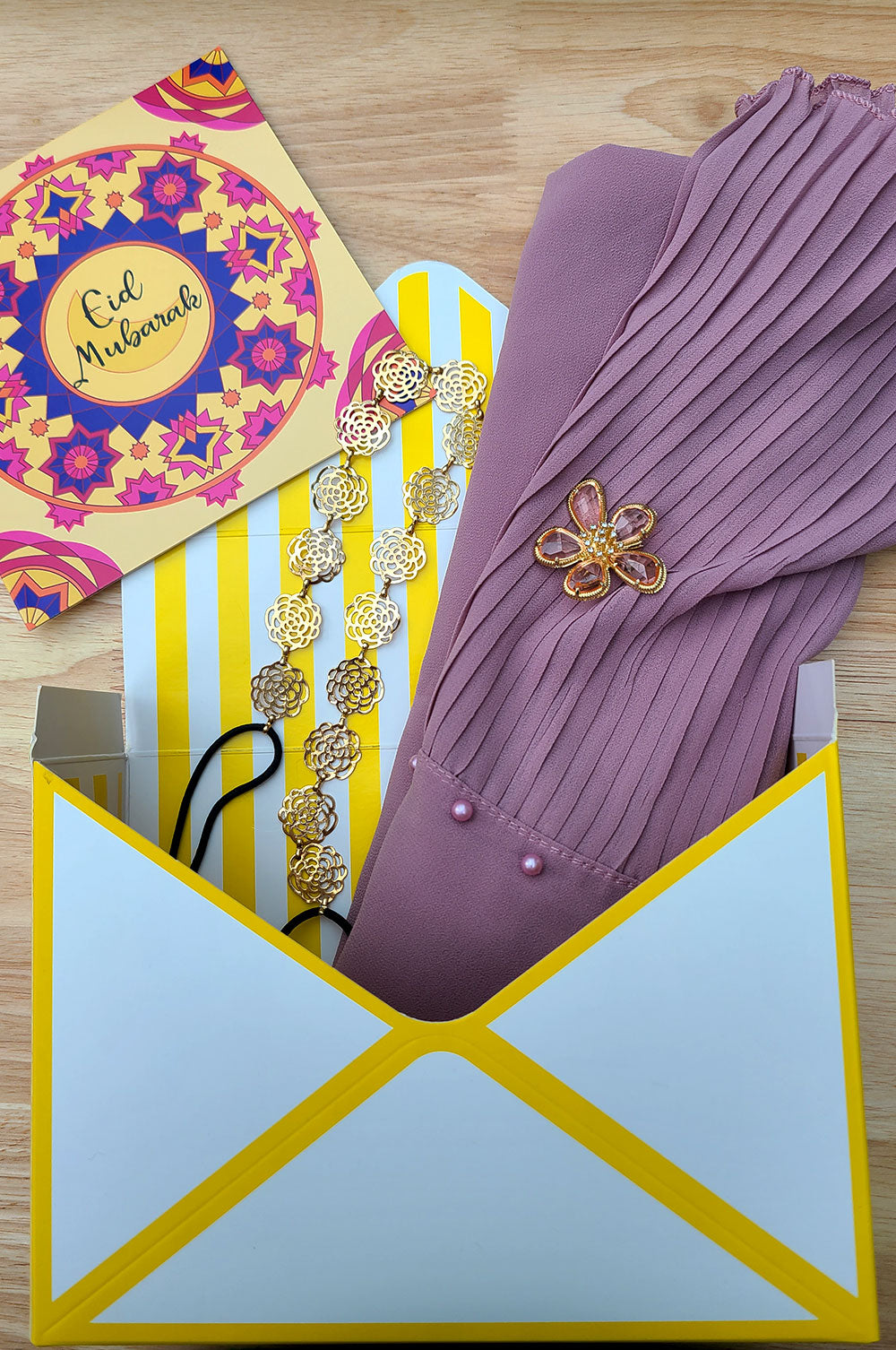 Pink Pleated Gift Set