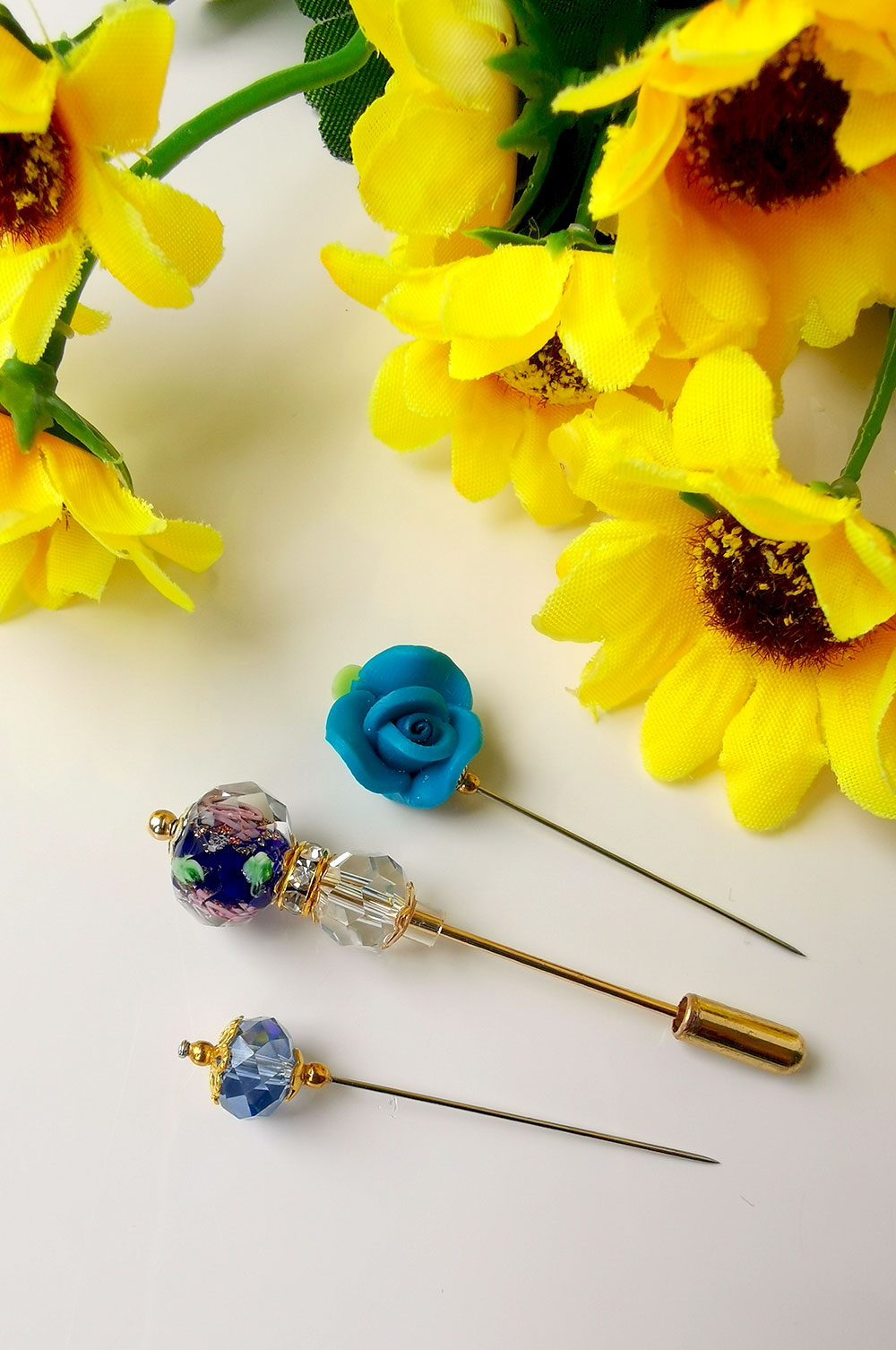 bee&Humble Blue Bouquet Hijab Pin Set