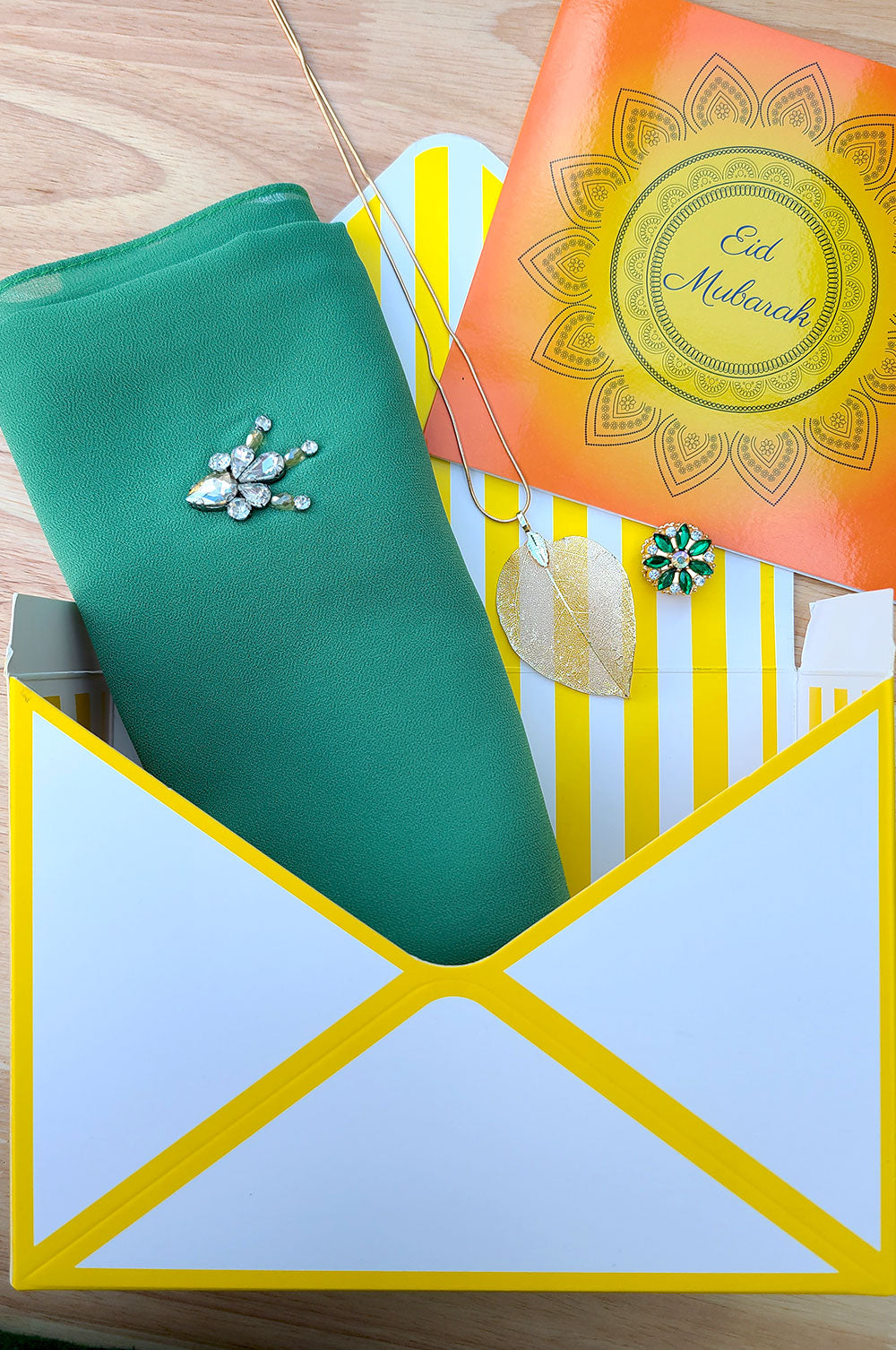 Green Rhinestone Gift Set